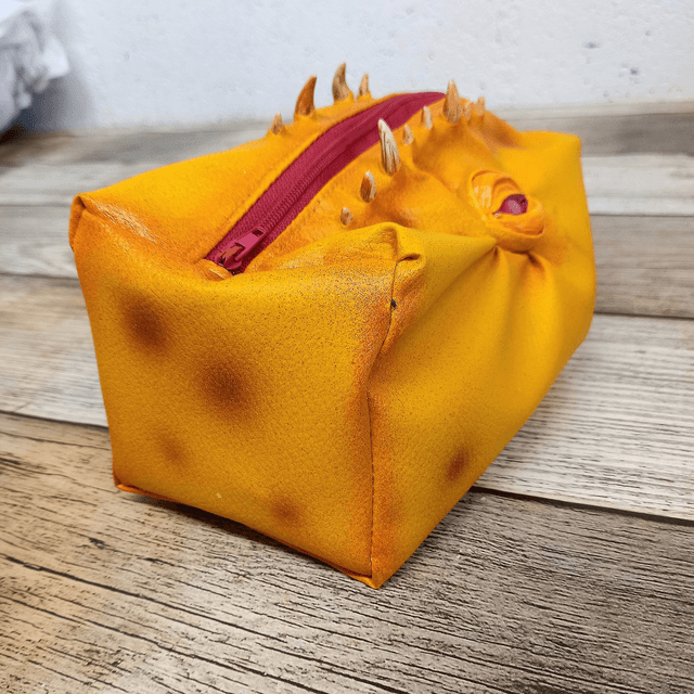 Trousse - monstre jaune