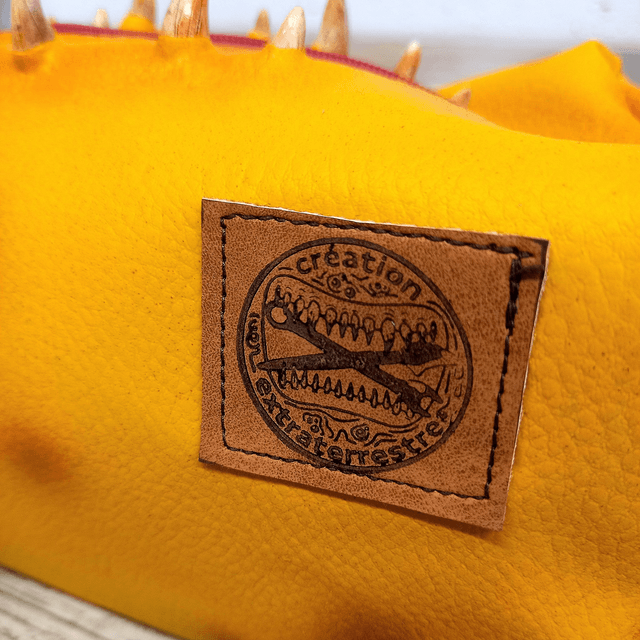 Trousse - monstre jaune